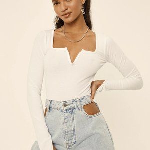 Nasty Gal Ribbed Long Sleeve V Neck Top (Oatmeal) - US 6